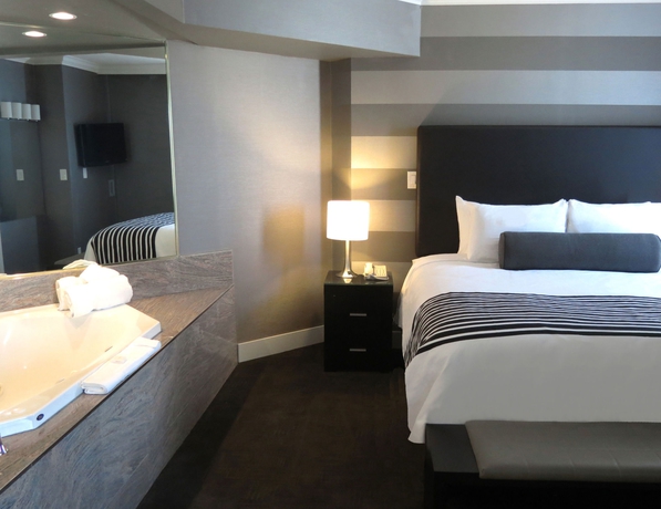 Imagen de la habitación del Hotel Sandman Signature Mississauga. Foto 5