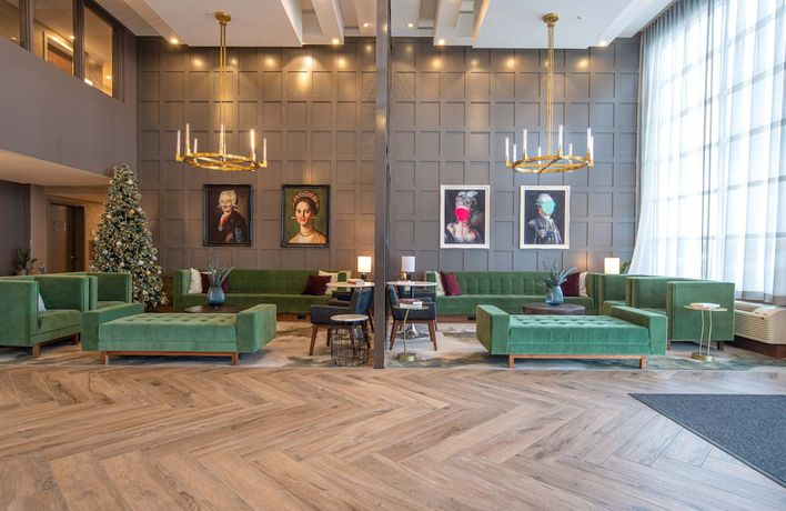 Imagen de los interiores del Hotel Sandman Signature Ottawa Airport Hotel. Foto 13