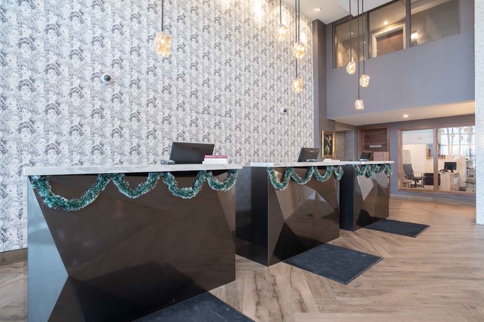 Imagen de los interiores del Hotel Sandman Signature Ottawa Airport Hotel. Foto 17