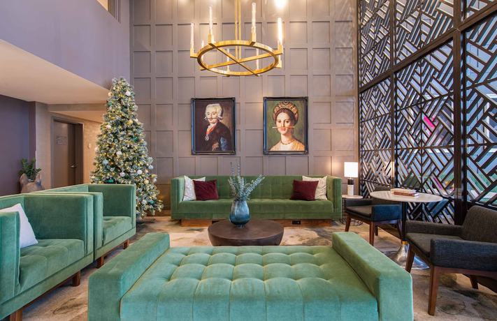 Imagen de los interiores del Hotel Sandman Signature Ottawa Airport Hotel. Foto 18