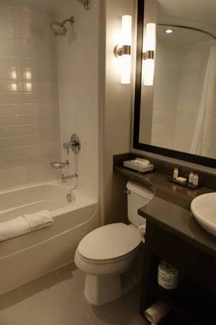 Imagen de la habitación del Hotel Sandman Signature Prince George. Foto 10