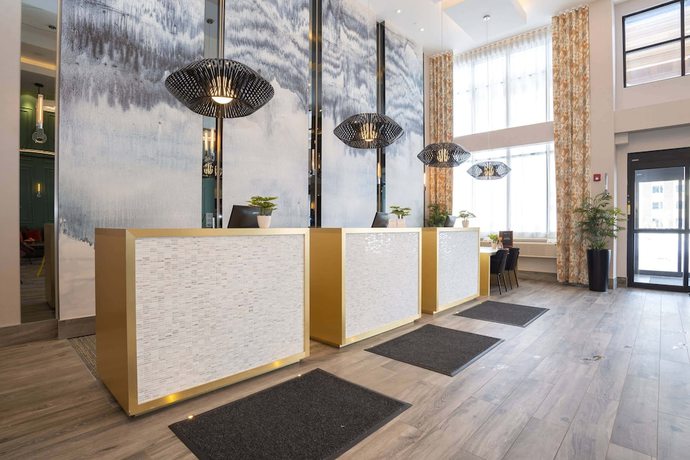 Imagen de los interiores del Hotel Sandman Signature Sherwood Park. Foto 19