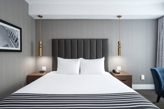 Imagen de la habitación del Hotel Sandman Signature Sherwood Park. Foto 10