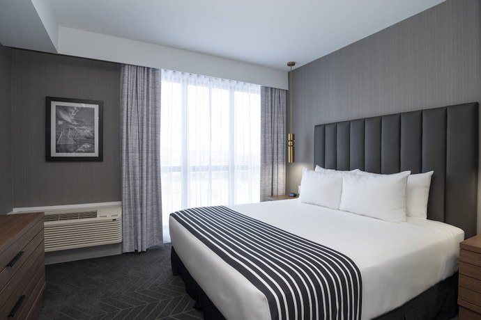 Imagen de la habitación del Hotel Sandman Signature Sherwood Park. Foto 11