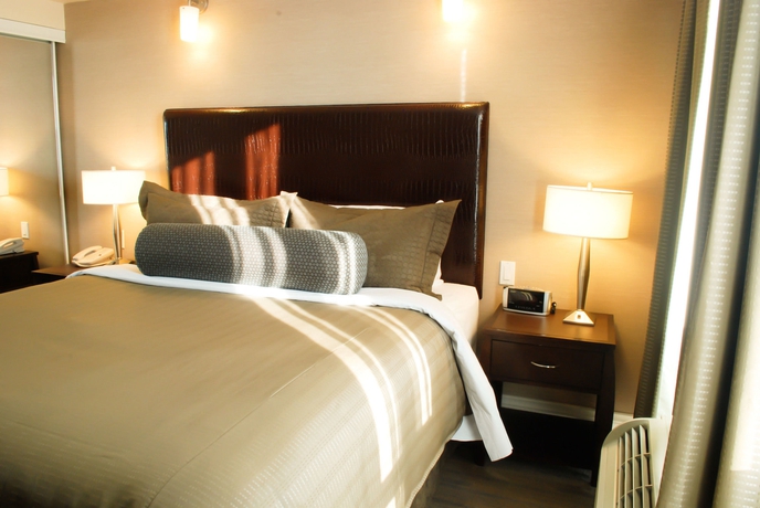 Imagen de la habitación del Hotel Sandman Signature Toronto Airport. Foto 2