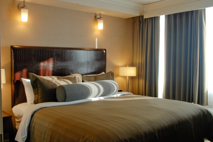 Imagen de la habitación del Hotel Sandman Signature Toronto Airport. Foto 3