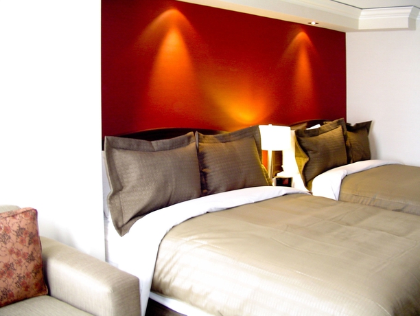 Imagen de la habitación del Hotel Sandman Signature Toronto Airport. Foto 6