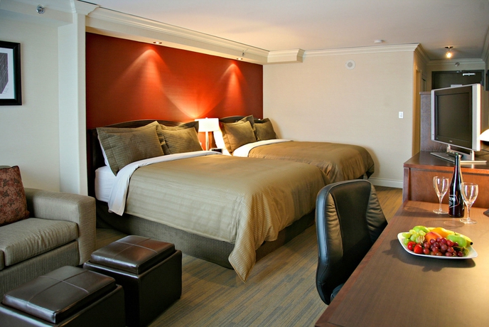 Imagen de los interiores del Hotel Sandman Signature Toronto Airport. Foto 13