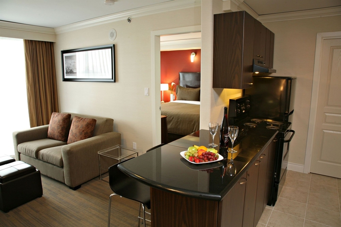 Imagen de los interiores del Hotel Sandman Signature Toronto Airport. Foto 14