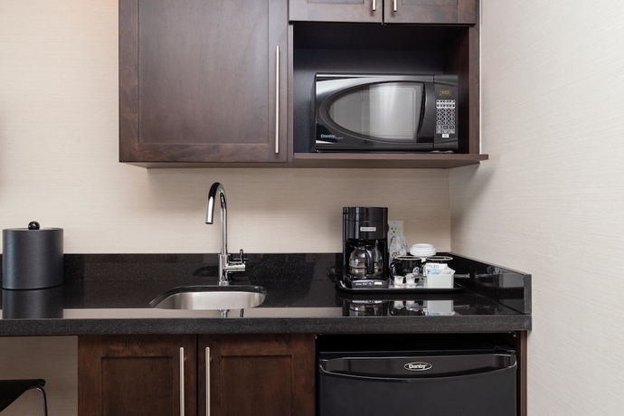 Imagen de la habitación del Hotel Sandman Signature Vancouver Airport and Resort. Foto 11