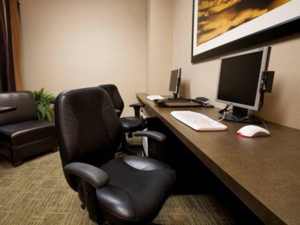 Imagen general del Hotel Sandman Suites Vancouver On Davie. Foto 3