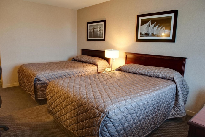 Imagen de la habitación del Hotel Sandman Vancouver Airport. Foto 10