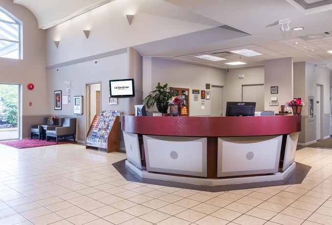 Imagen de los interiores del Hotel Sandman Victoria. Foto 8