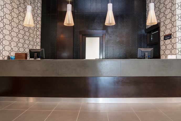 Imagen de los interiores del Hotel Sandman and Suites Abbotsford. Foto 15