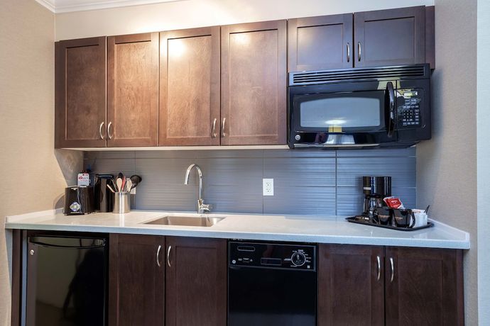 Imagen de la habitación del Hotel Sandman and Suites Abbotsford. Foto 9