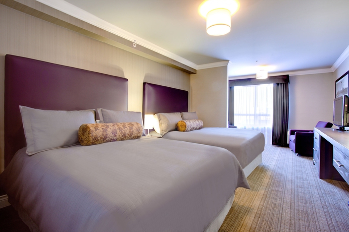 Imagen de la habitación del Hotel Sandman and Suites Calgary South. Foto 11