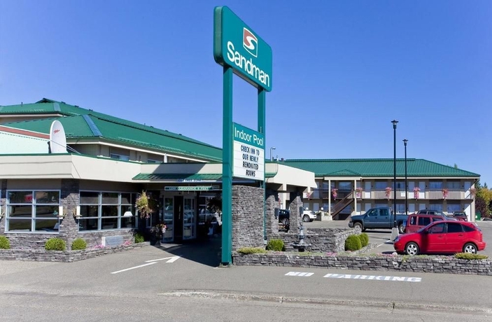 Imagen de los exteriores del Hotel Sandman and Suites Prince George. Foto 11