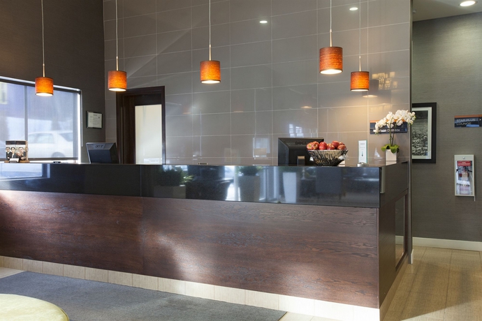Imagen de los interiores del Hotel Sandman and Suites Williams Lake. Foto 8