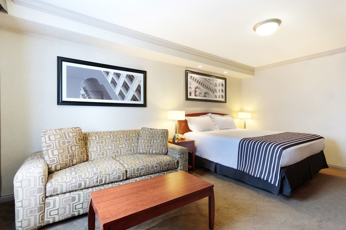 Imagen de la habitación del Hotel Sandman and Suites Winnipeg Airport. Foto 5