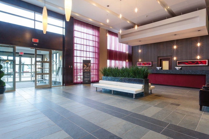 Imagen de los interiores del Hotel Sandman and Suites Winnipeg Airport. Foto 10