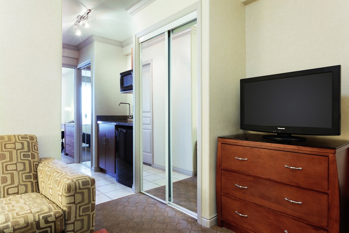 Imagen de la habitación del Hotel Sandman and Suites Winnipeg Airport. Foto 6