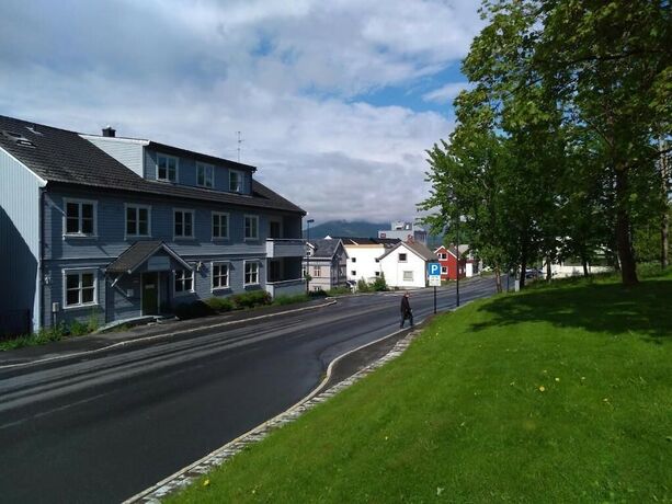 Imagen general del Hotel Sandnessj&oslash;en overnatting. Foto 5