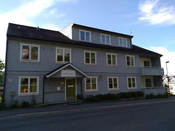 Imagen general del Hotel Sandnessj&oslash;en overnatting. Foto 6