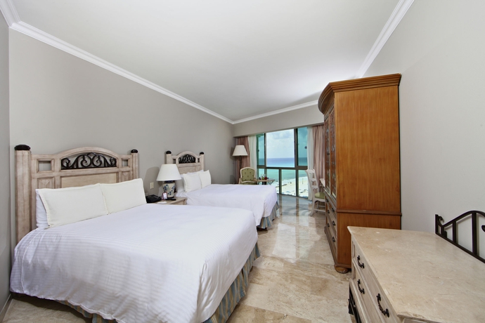 Imagen de la habitación del Hotel Sandos Cancun All Inclusive. Foto 6