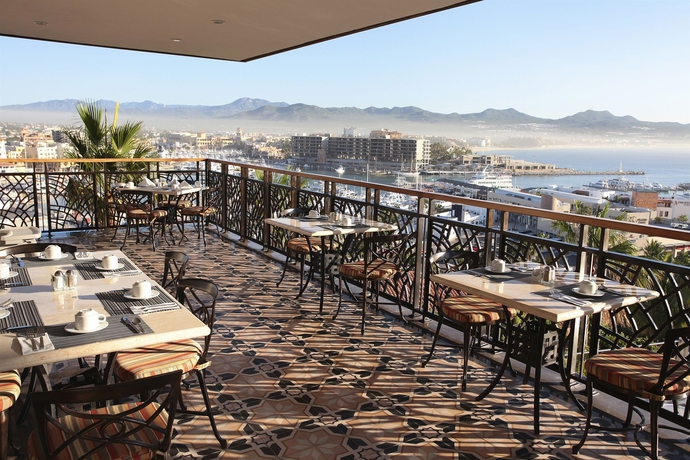 Imagen del bar/restaurante del Hotel Sandos Finisterra All Inclusive. Foto 4