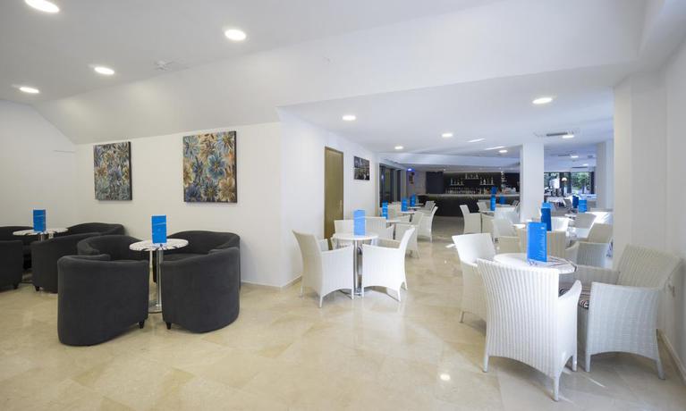 Imagen de los interiores del Hotel Sandos Griego. Foto 11