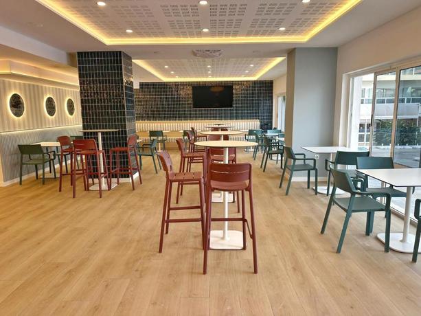 Imagen del bar/restaurante del Hotel Sandos Griego. Foto 4