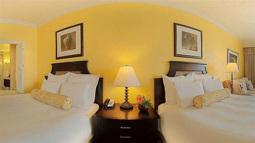 Imagen de la habitación del Hotel Sandpearl Resort. Foto 5