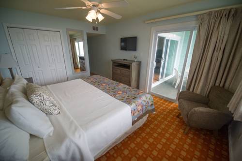 Imagen de la habitación del Hotel Sandpebble Beach Club Surfside Beach A Ramada By Wyndham. Foto 5