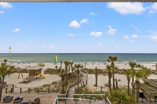 Imagen de la habitación del Hotel Sandpiper Beacon Beach Resort. Foto 15
