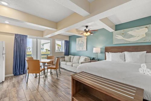 Imagen general del Hotel Sandpiper Beacon Beach Resort. Foto 9