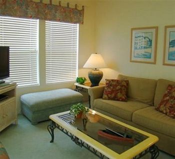 Imagen de los interiores del Hotel Sandpiper Cove Studios By Holiday Isle. Foto 9