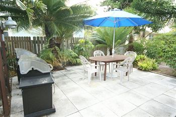 Imagen de la piscina del Hotel Sandpiper Inn. Foto 14