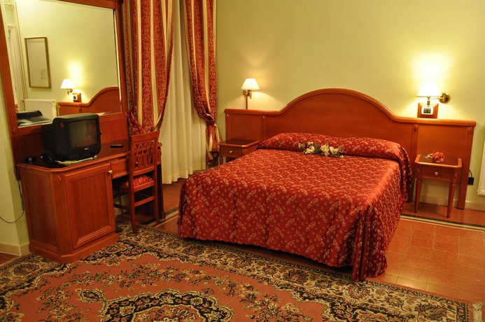 Imagen de la habitación del Hotel Sandra, Castro Pretorio. Foto 5