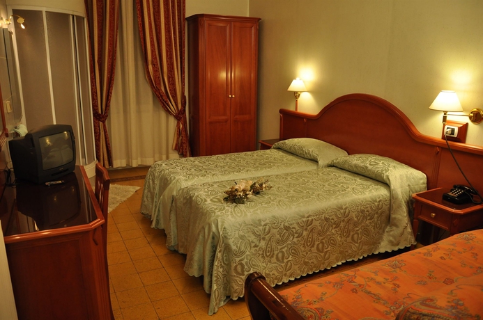 Imagen de la habitación del Hotel Sandra, Castro Pretorio. Foto 9