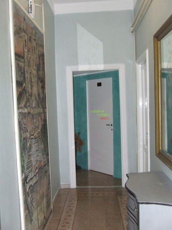 Imagen de los interiores del Hotel Sandra, Castro Pretorio. Foto 11