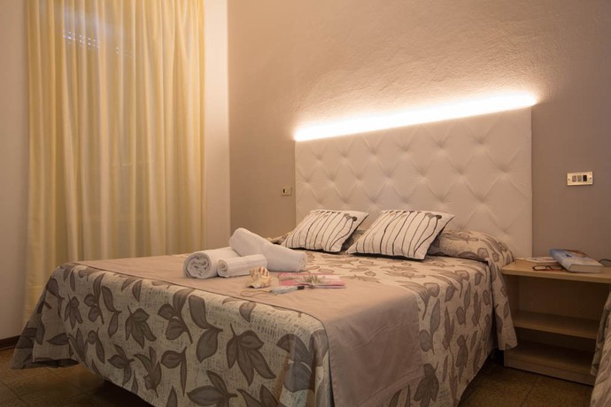 Imagen de la habitación del Hotel Sandra, Rimini. Foto 8