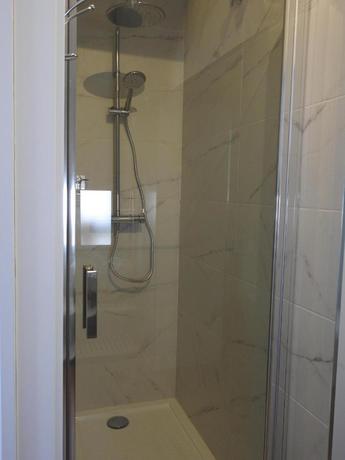 Imagen de la habitación del Hotel Sandra Rooms. Foto 3