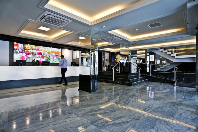 Imagen de los interiores del Hotel Sandri Palace. Foto 17