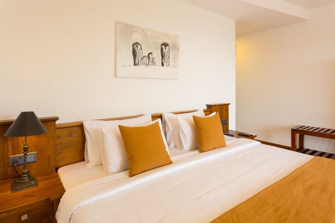 Imagen de la habitación del Hotel Sandriana Lake View. Foto 8