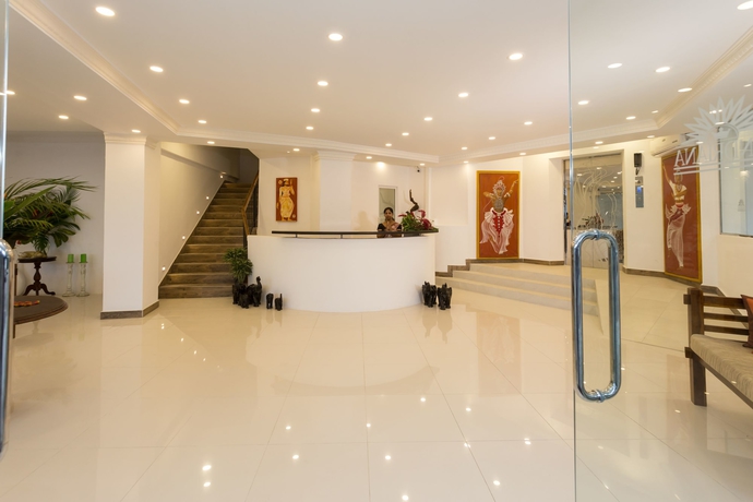 Imagen de los interiores del Hotel Sandriana Lake View. Foto 18