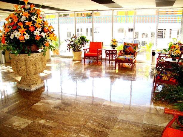 Imagen de los interiores del Hotel Sands Acapulco and Bungalows. Foto 11