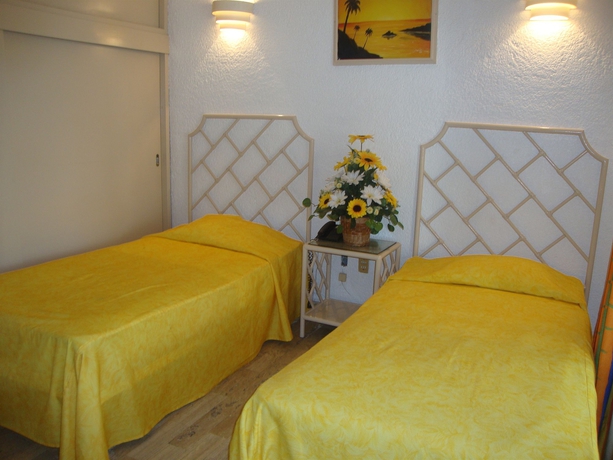 Imagen de la habitación del Hotel Sands Acapulco and Bungalows. Foto 6