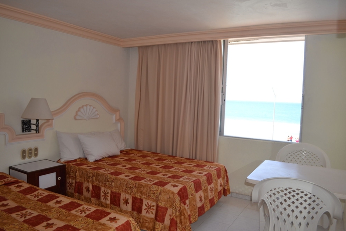 Imagen de la habitación del Hotel Sands Arenas. Foto 7