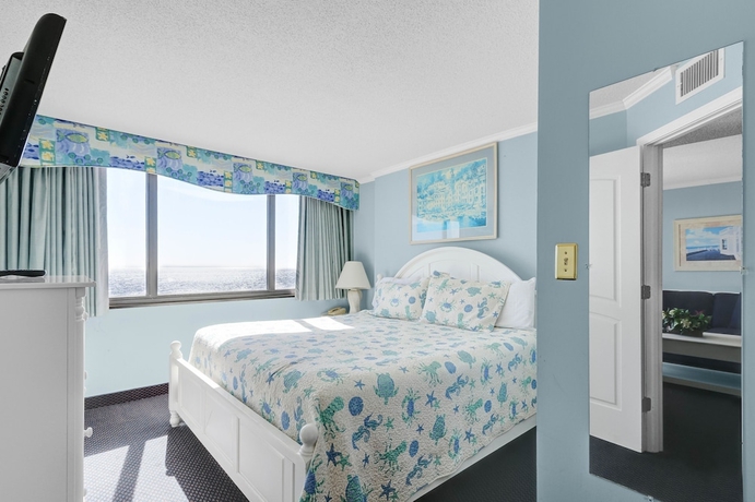 Imagen de la habitación del Hotel Sands Beach Club. Foto 2