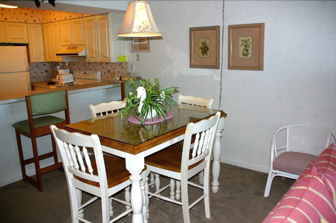 Imagen de la habitación del Hotel Sands Beach Club. Foto 10